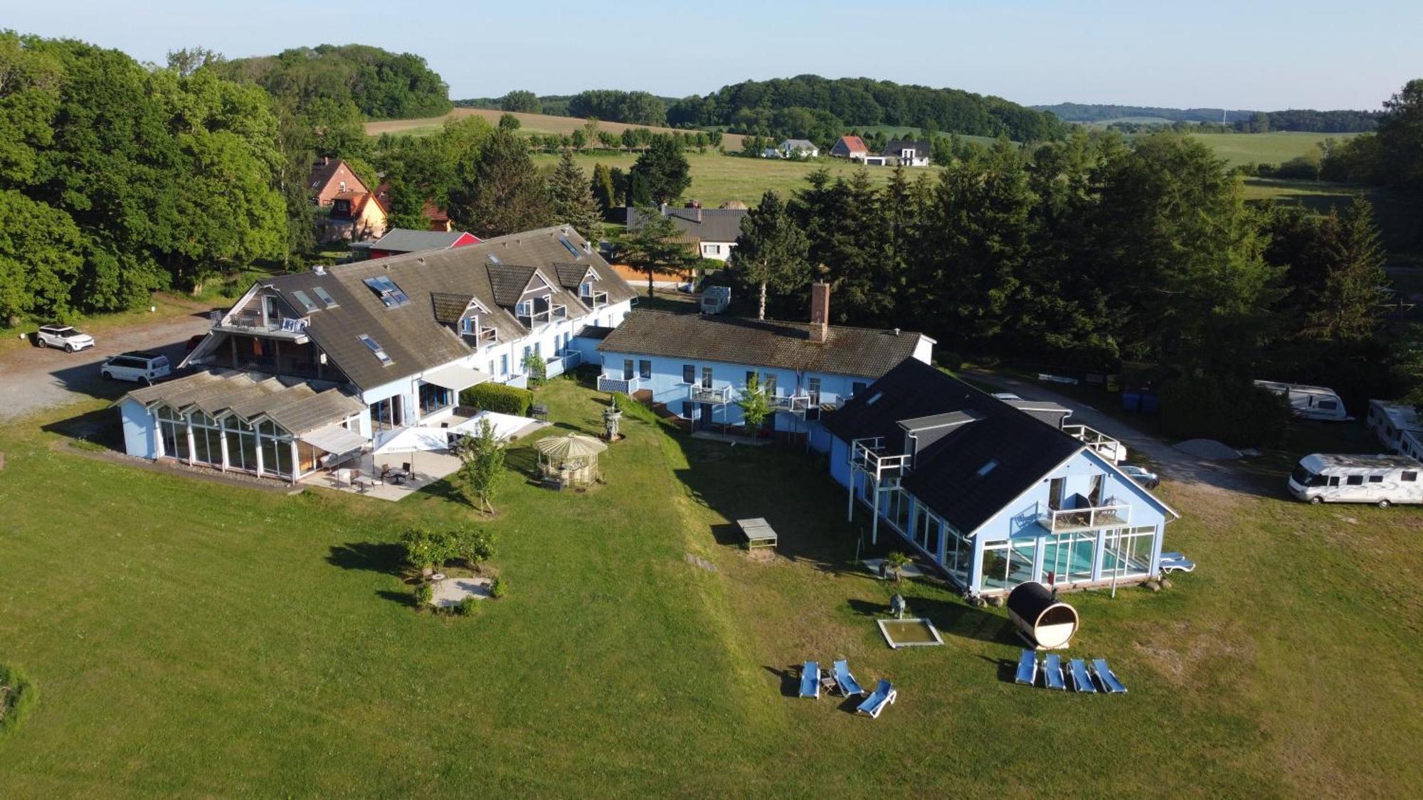 Hotel Klaus Stoertebeker Ralswiek Exterior foto